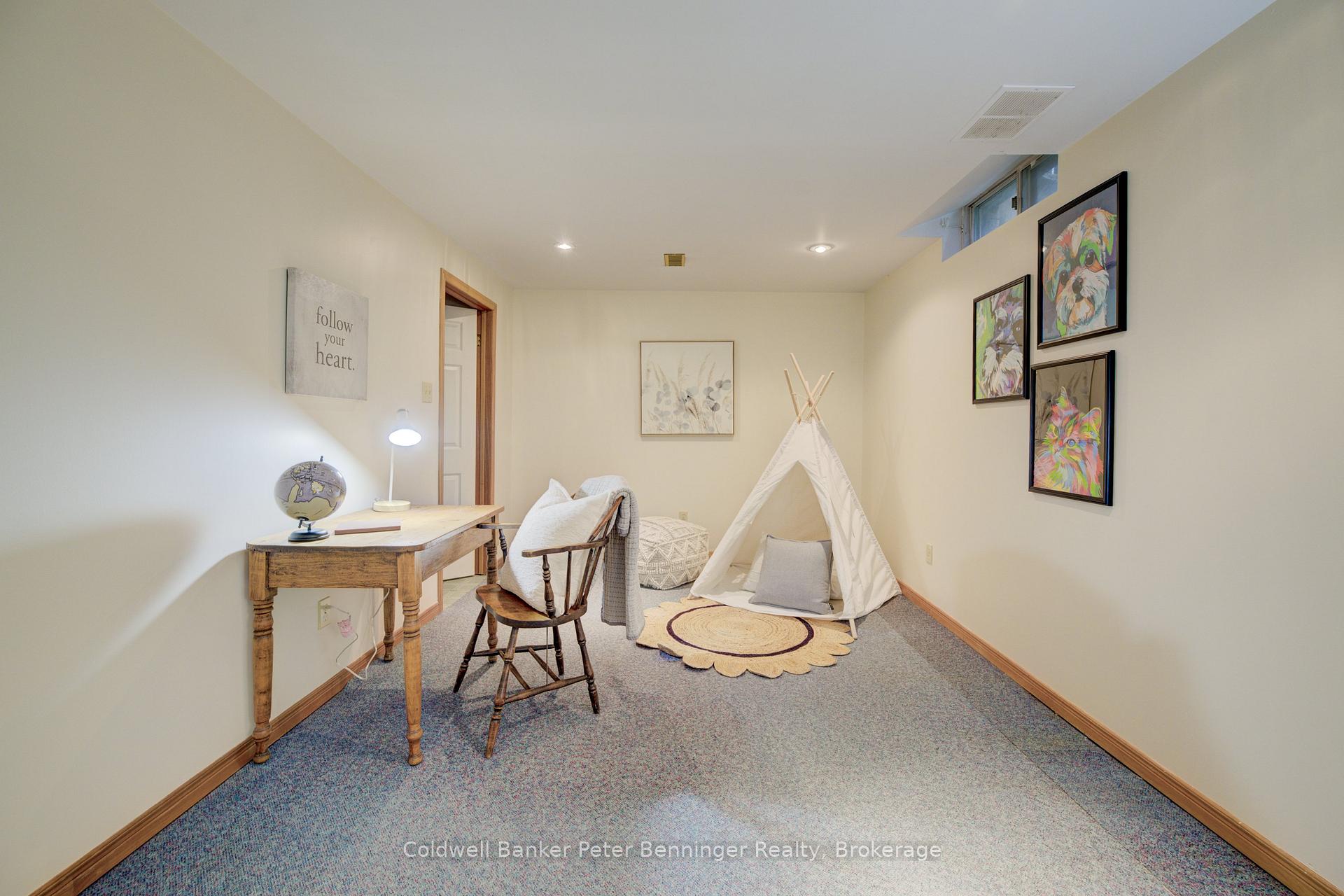 Photo 37 of 275 Canterbury Drive, Waterloo — HOMEH