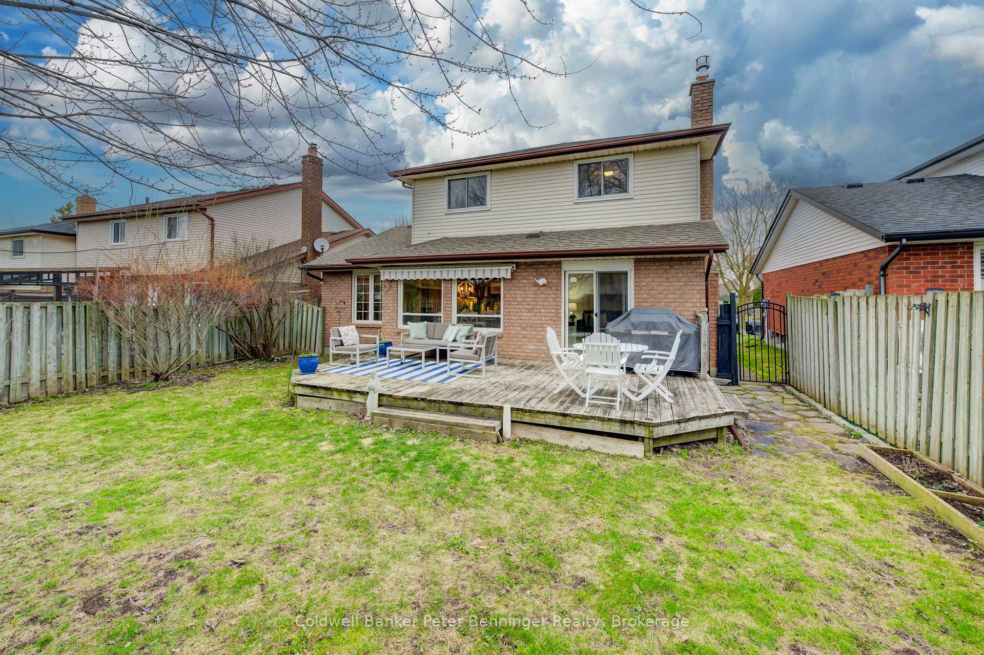 Photo 41 of 275 Canterbury Drive, Waterloo — HOMEH