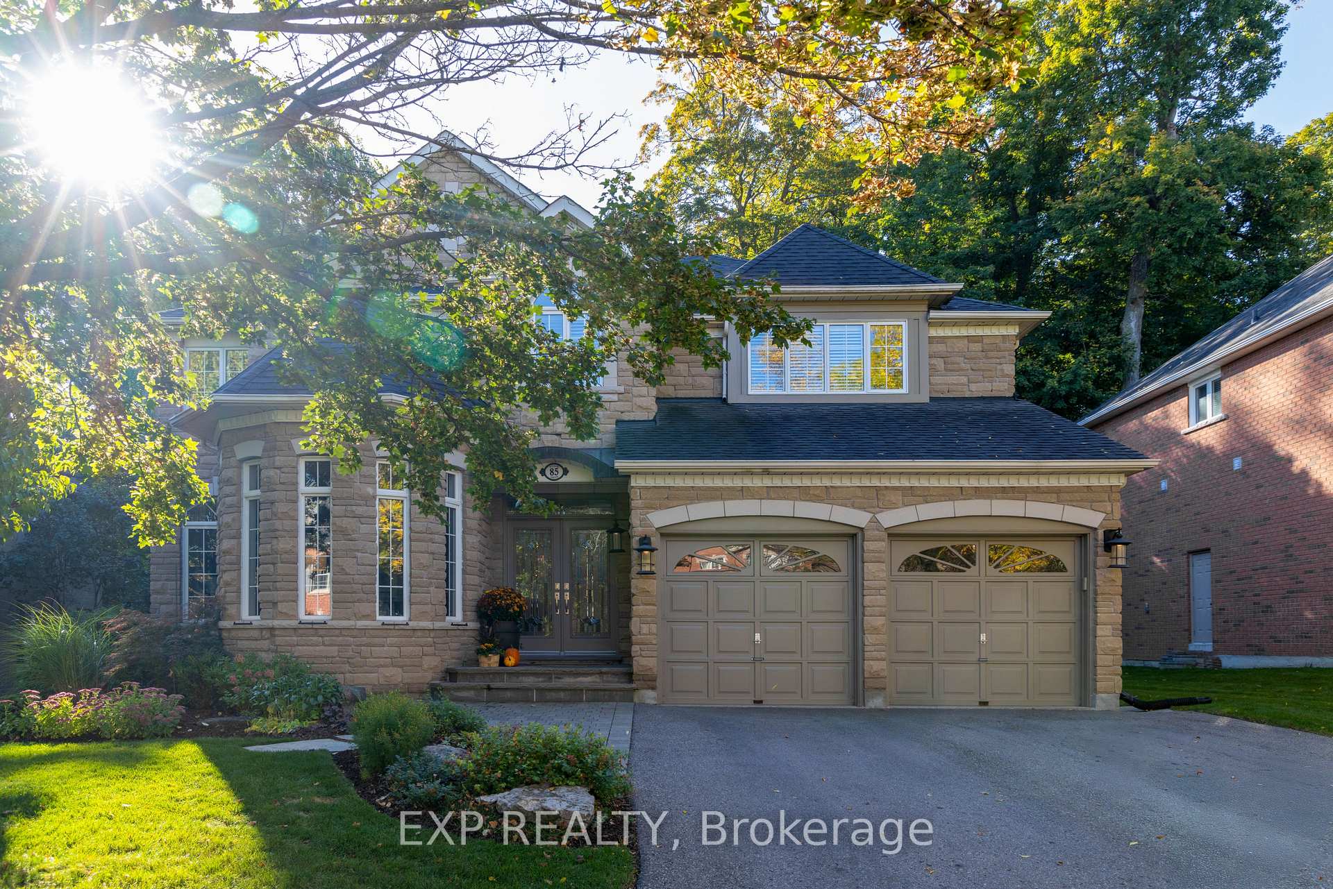 Photo 5 of 85 Willis Drive, Aurora, Aurora Highlands — HOMEH