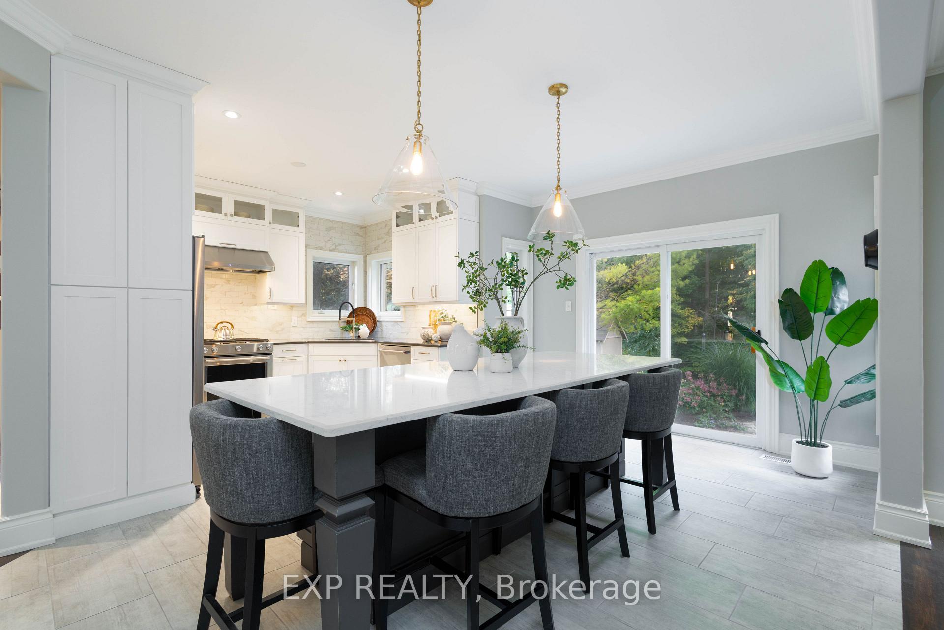 Photo 10 of 85 Willis Drive, Aurora, Aurora Highlands — HOMEH