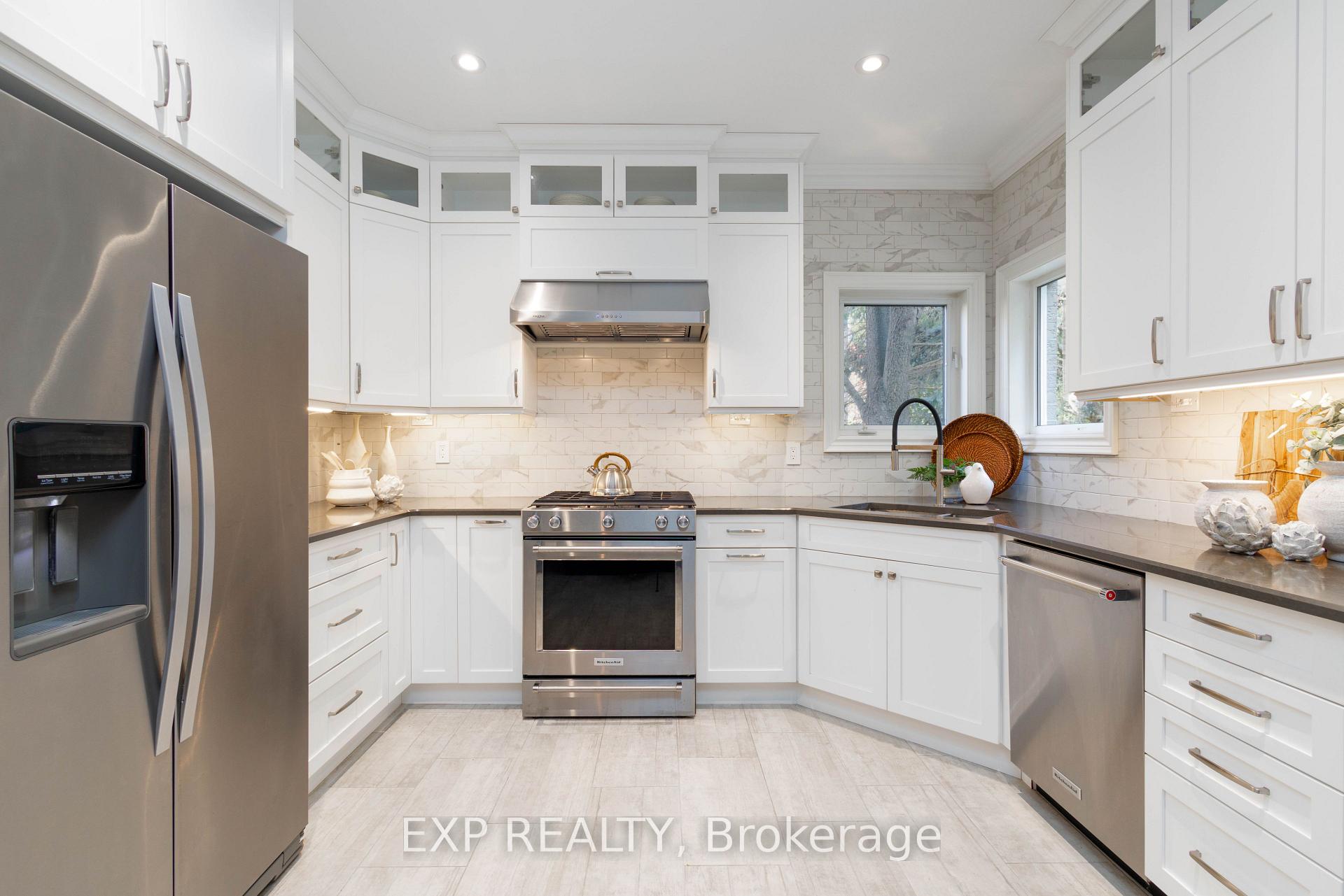 Photo 11 of 85 Willis Drive, Aurora, Aurora Highlands — HOMEH