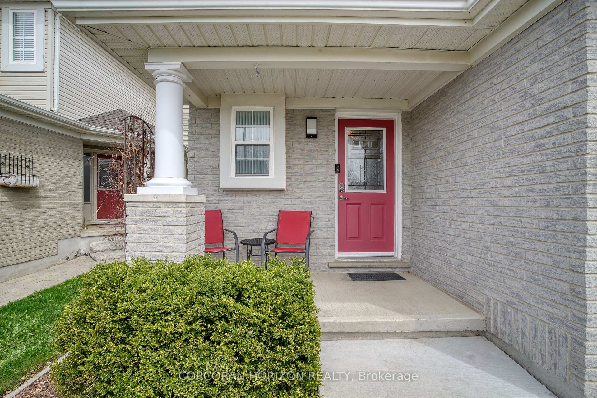 Photo 3 of 514 Brookmill Crescent, Waterloo — HOMEH