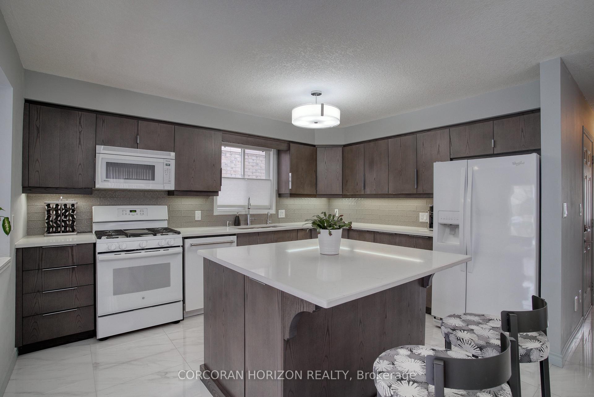 Photo 7 of 514 Brookmill Crescent, Waterloo — HOMEH