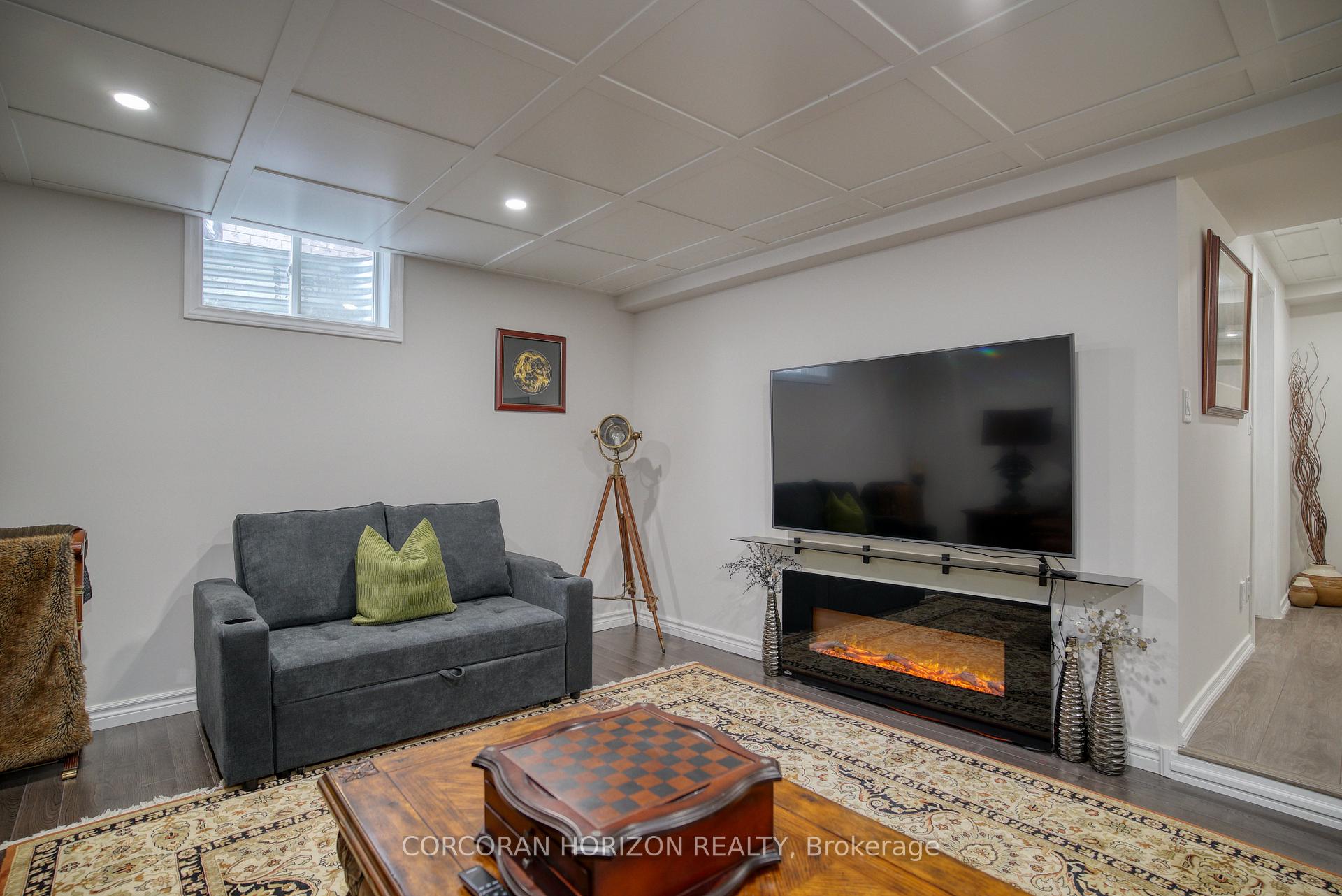 Photo 31 of 514 Brookmill Crescent, Waterloo — HOMEH