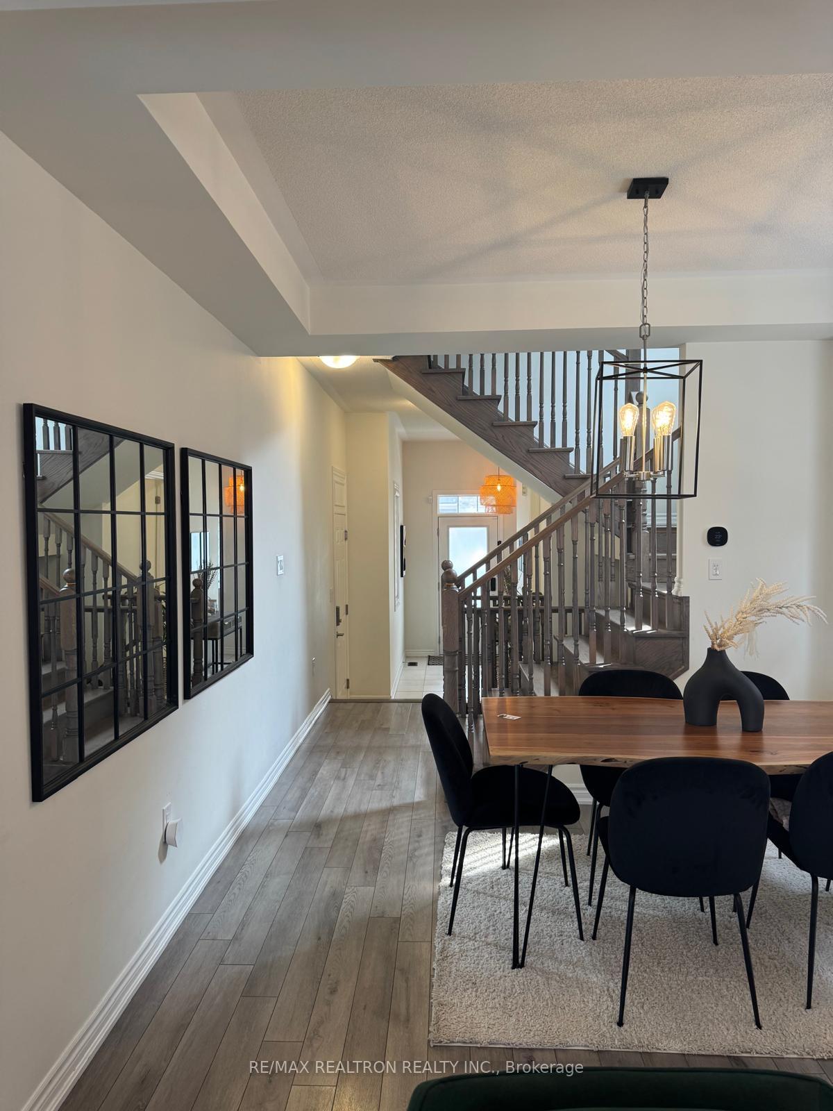 Photo 18 of 37 Broden Crescent, Whitby, Rural Whitby — HOMEH