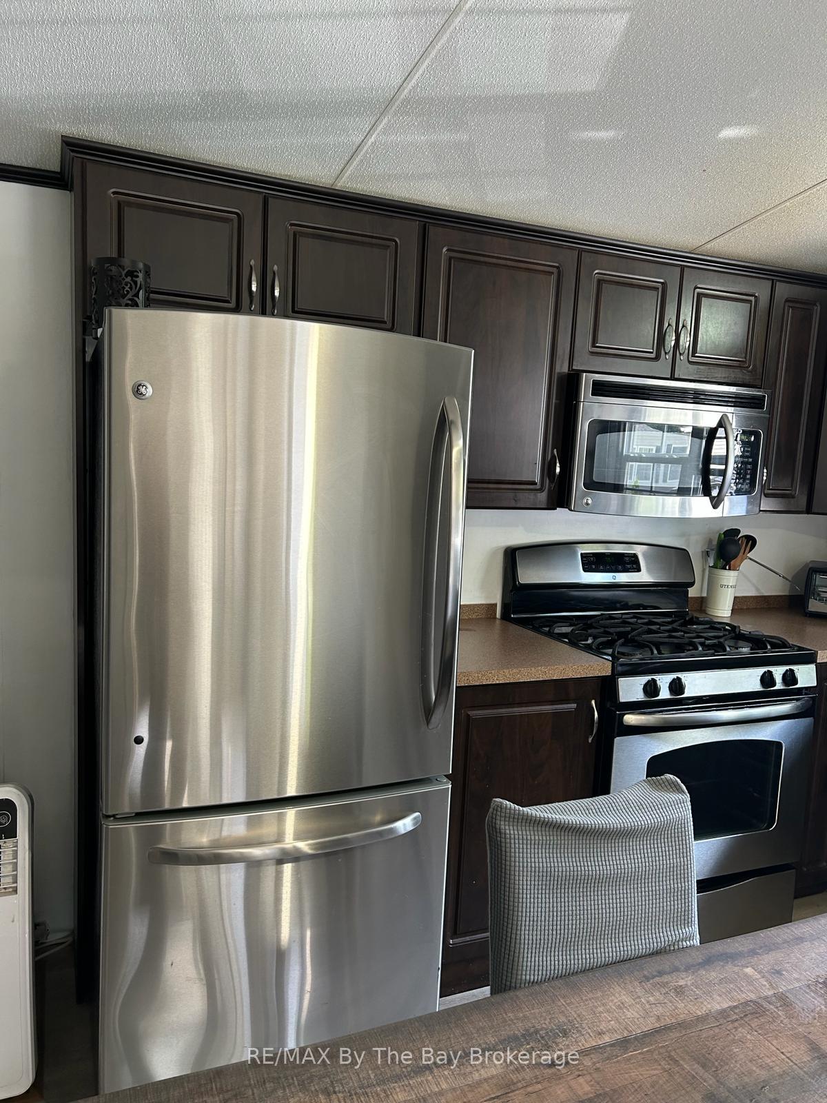 Photo 9 of Unit 263, 85 Theme Park Drive, Wasaga Beach — HOMEH