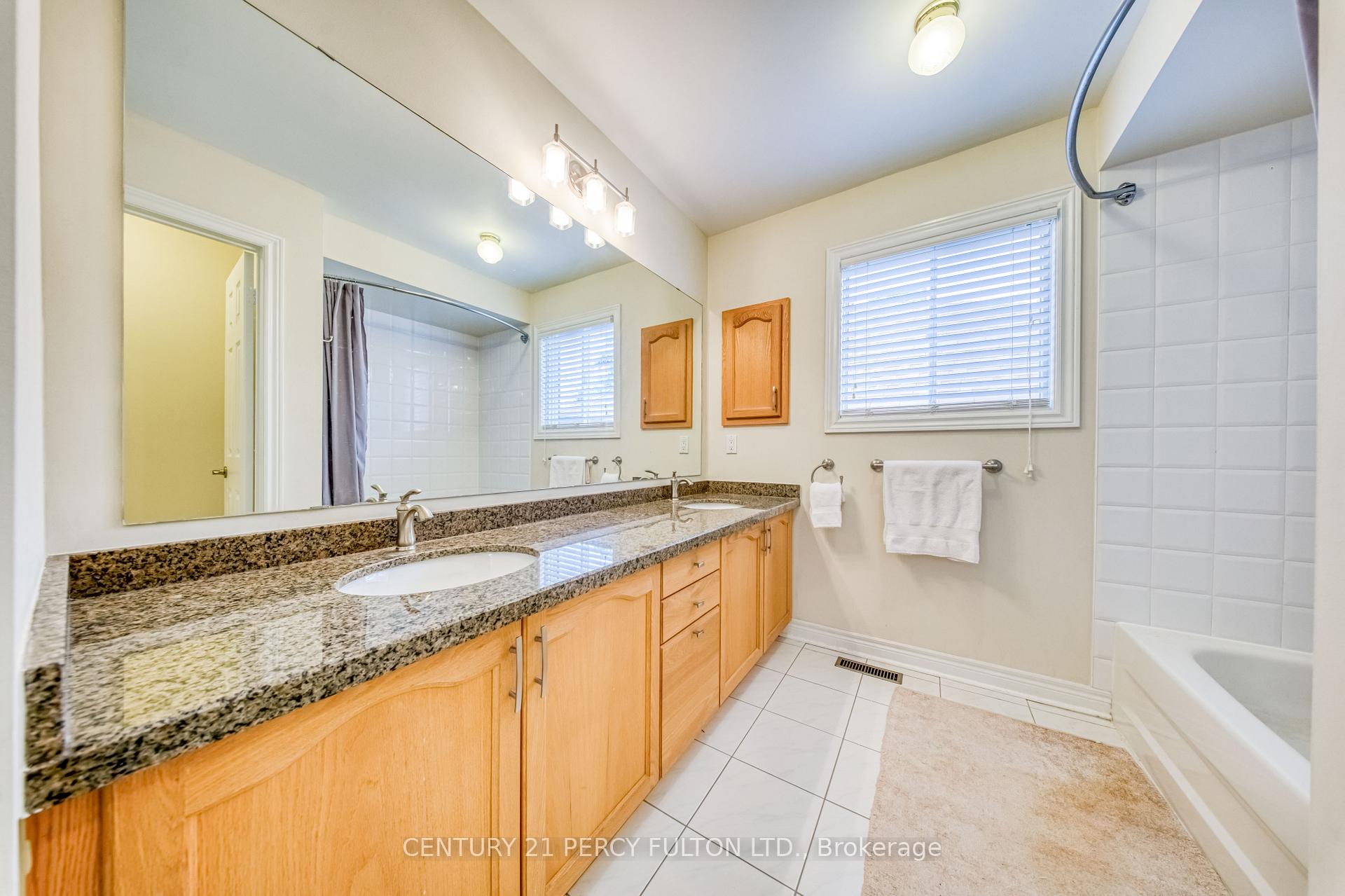 Photo 16 of 165 Elizabeth Street, Ajax, Central West — HOMEH