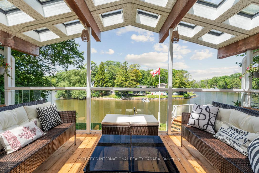 Front of 400 Oxbow Park Drive