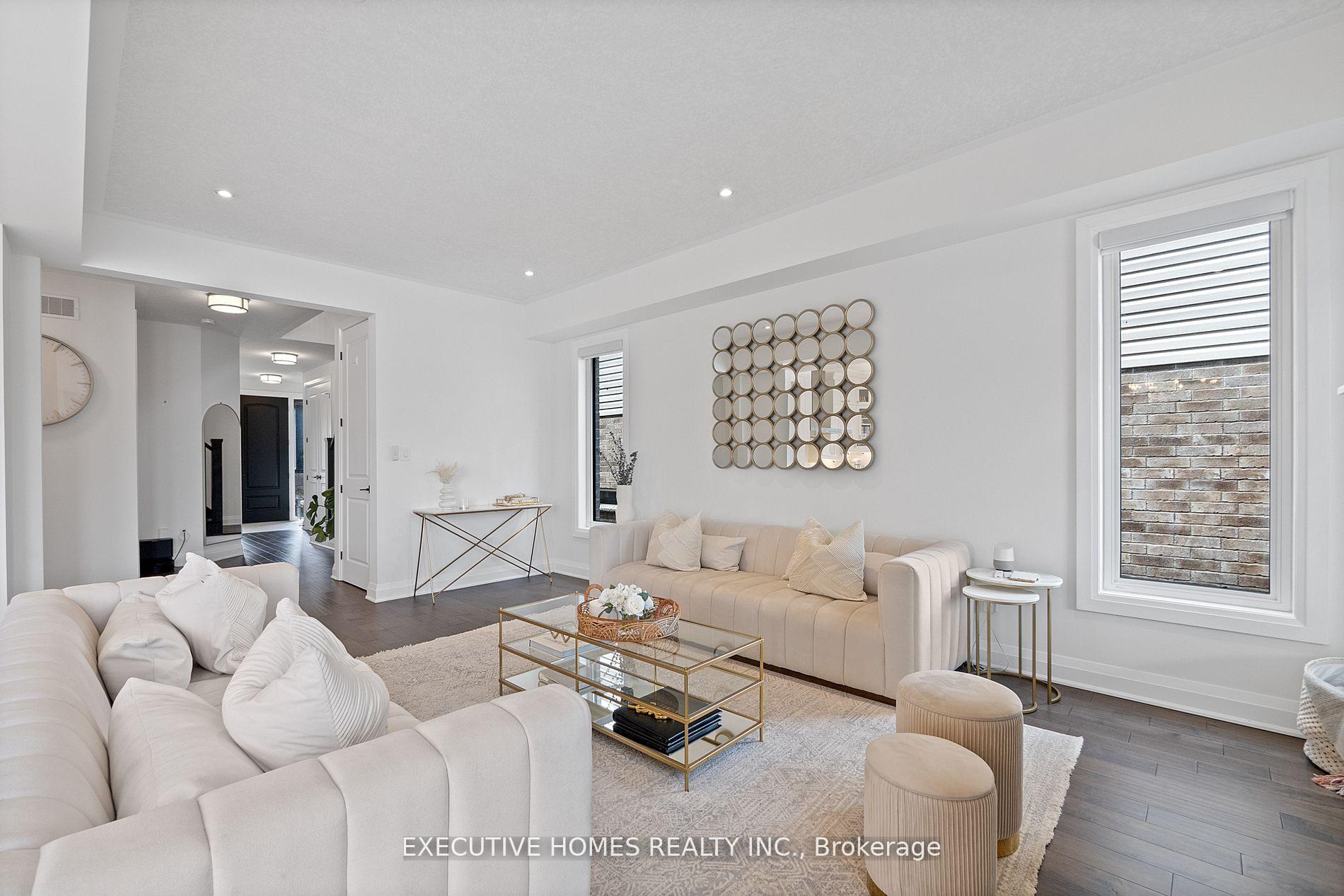 Photo 10 of 326 Chokecherry Crescent, Waterloo — HOMEH