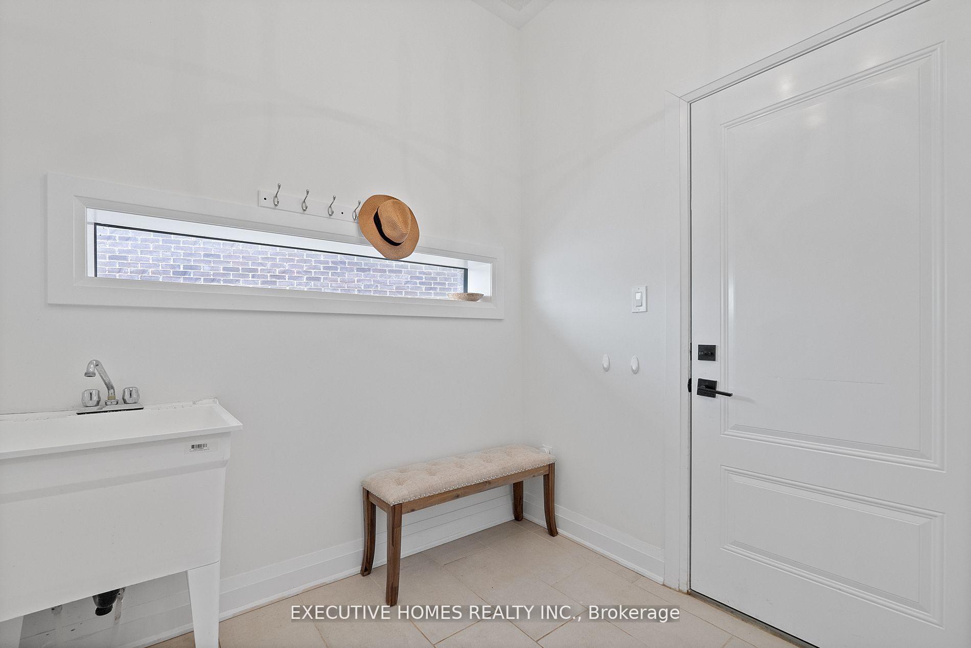 Photo 18 of 326 Chokecherry Crescent, Waterloo — HOMEH