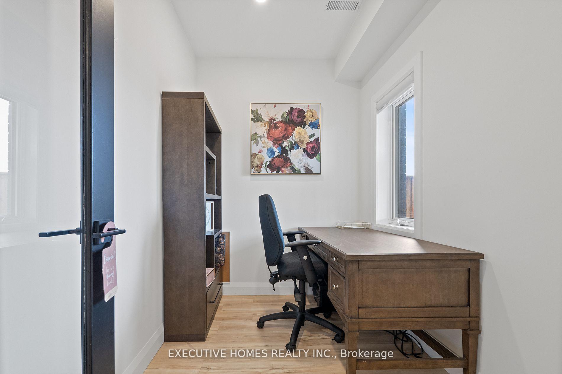 Photo 36 of 326 Chokecherry Crescent, Waterloo — HOMEH