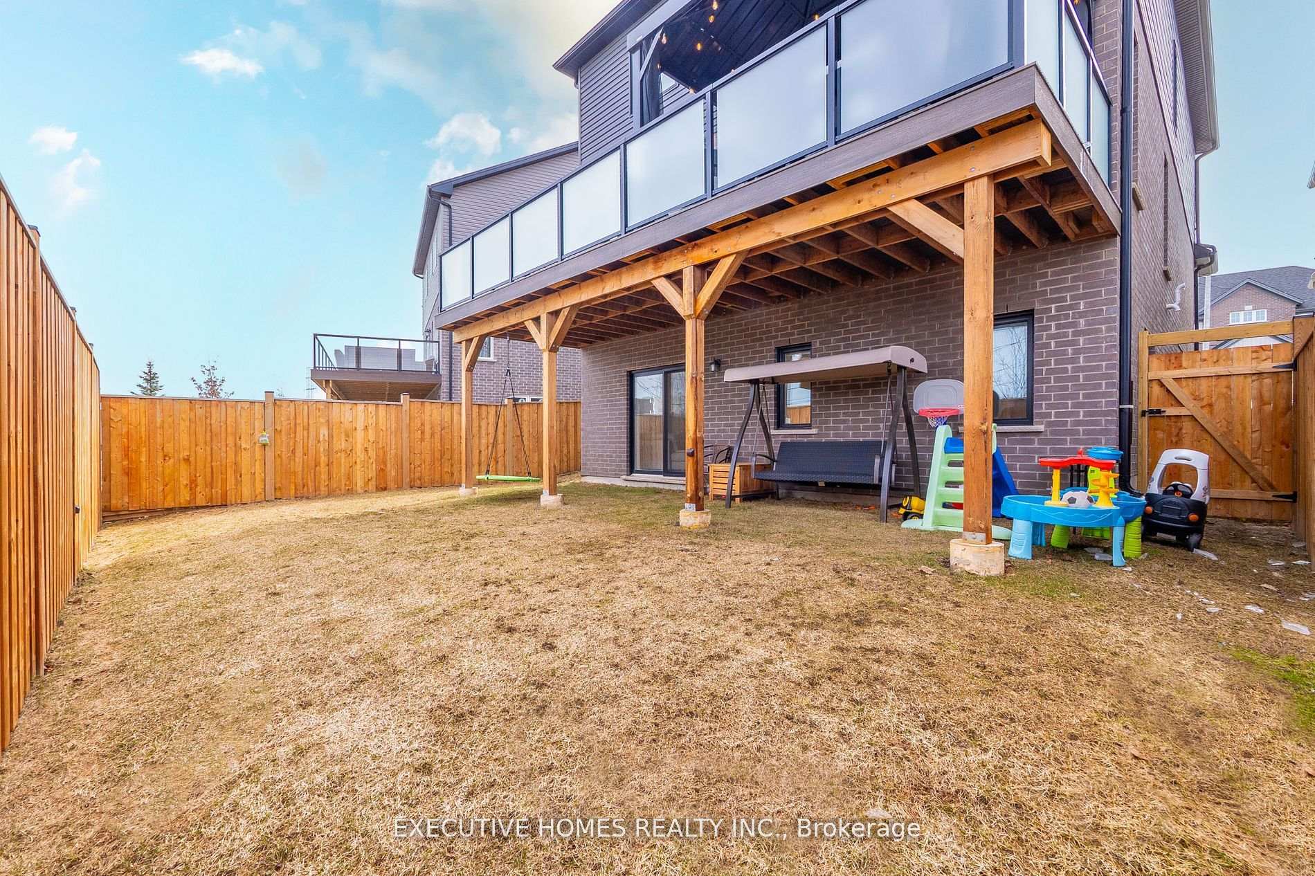 Photo 46 of 326 Chokecherry Crescent, Waterloo — HOMEH