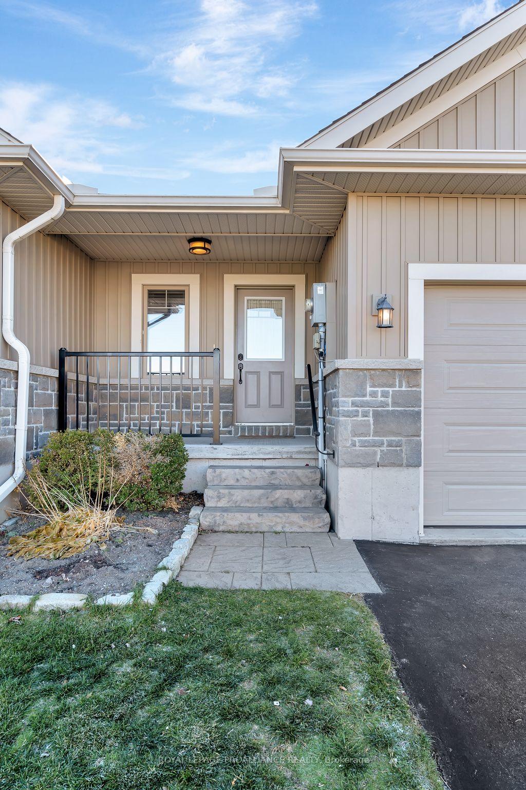 Photo 5 of 22 Chinook Street, Belleville, Belleville Ward — HOMEH