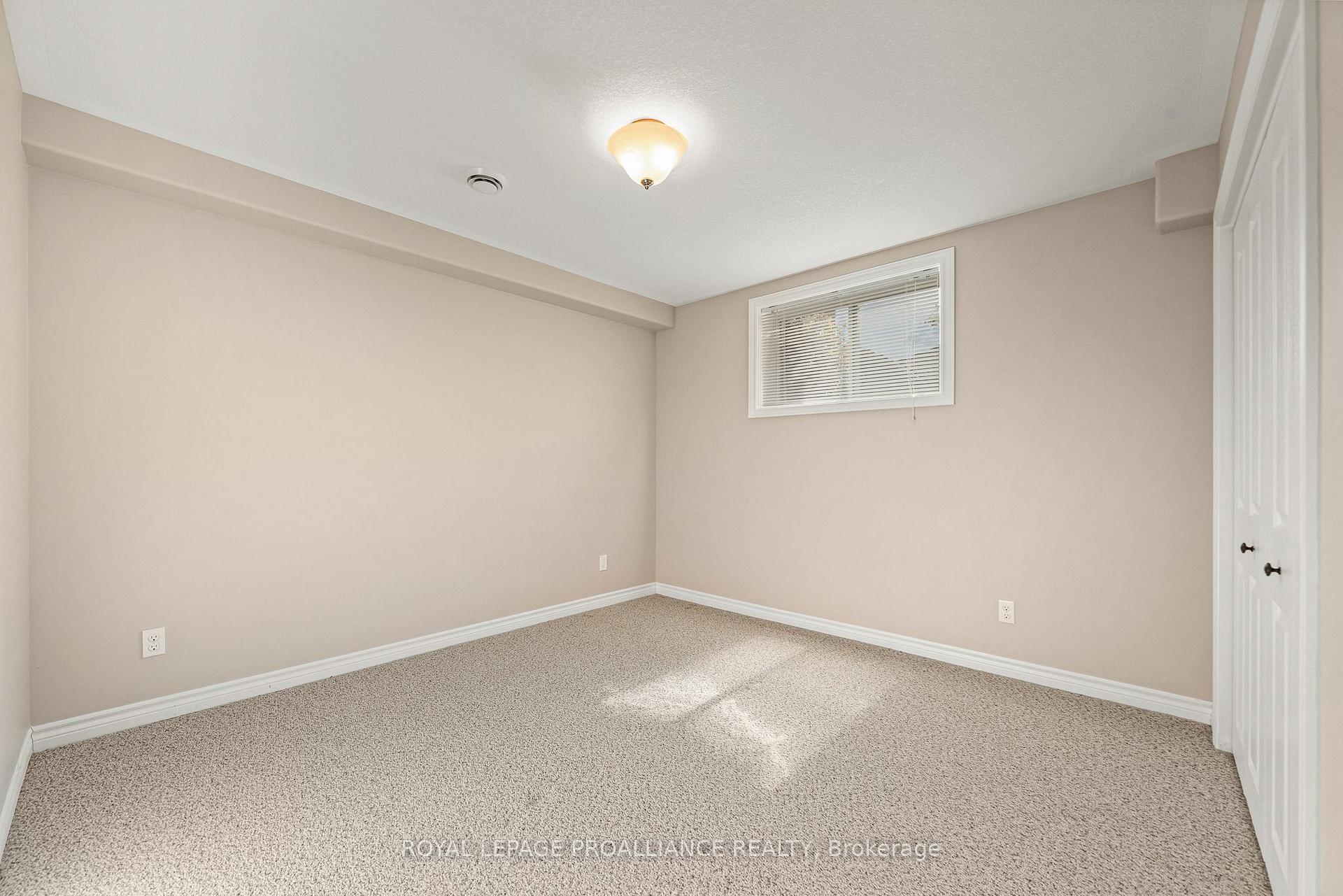 Photo 27 of 22 Chinook Street, Belleville, Belleville Ward — HOMEH