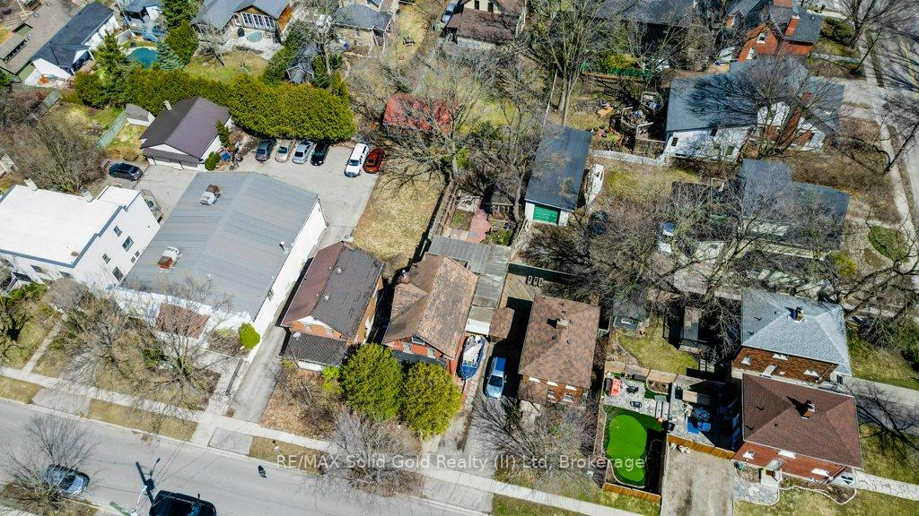 Photo 1 of 102 Dunbar Road S, Waterloo — HOMEH