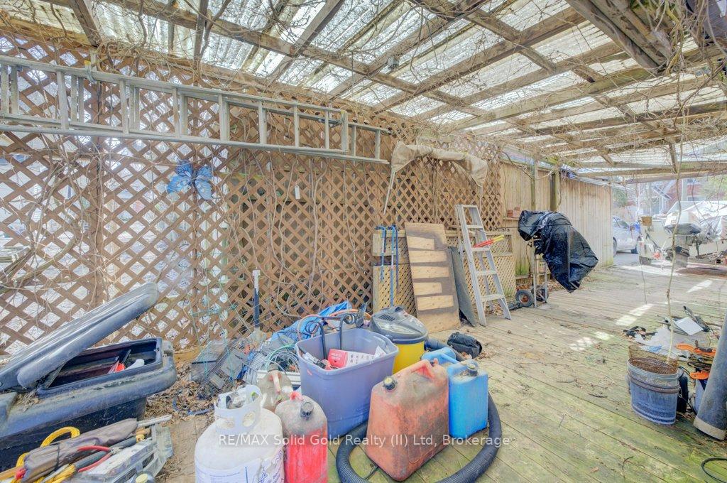Photo 13 of 102 Dunbar Road S, Waterloo — HOMEH
