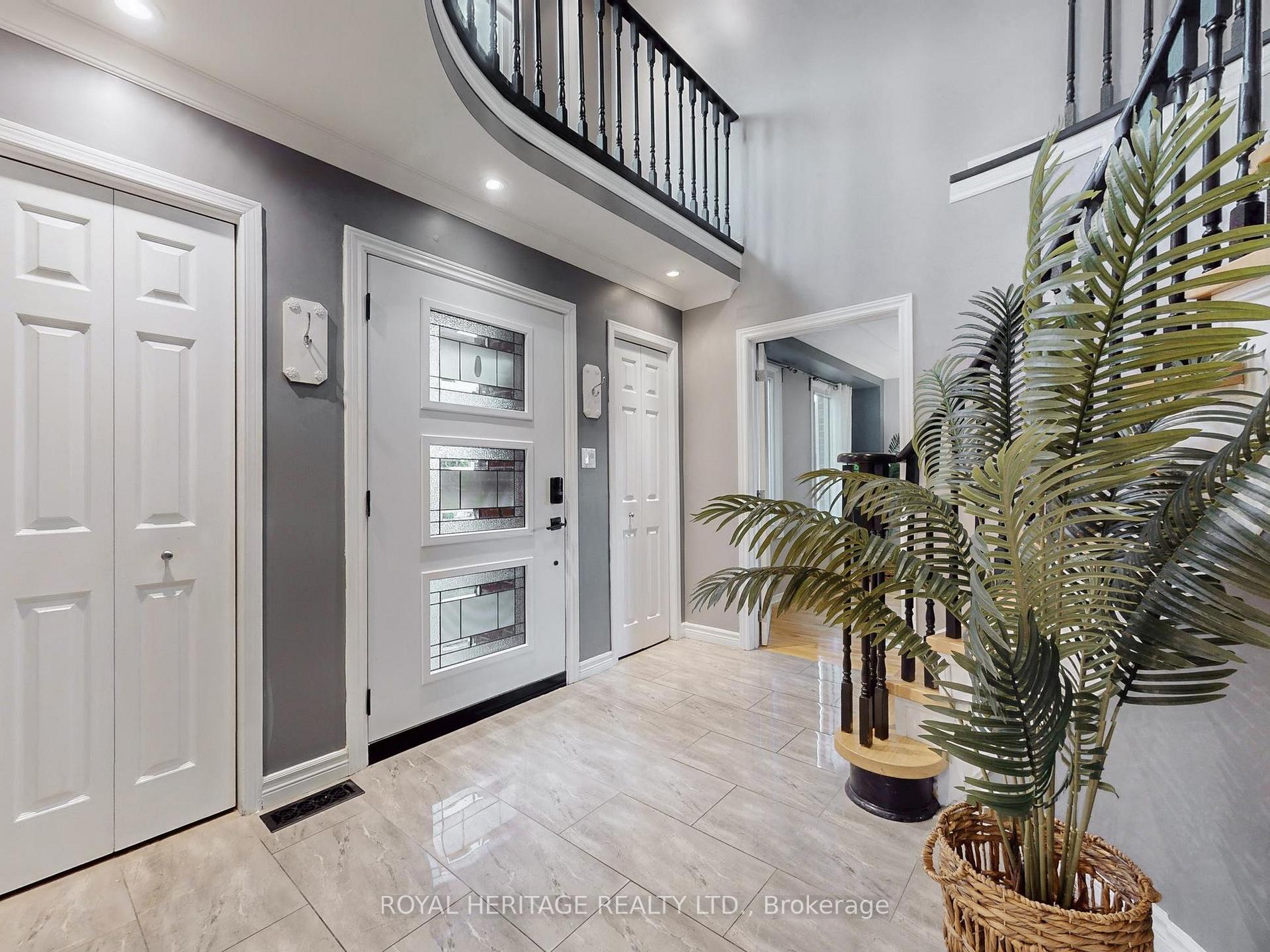 Photo 16 of 138 William Stephenson Drive, Whitby, Blue Grass Meadows — HOMEH