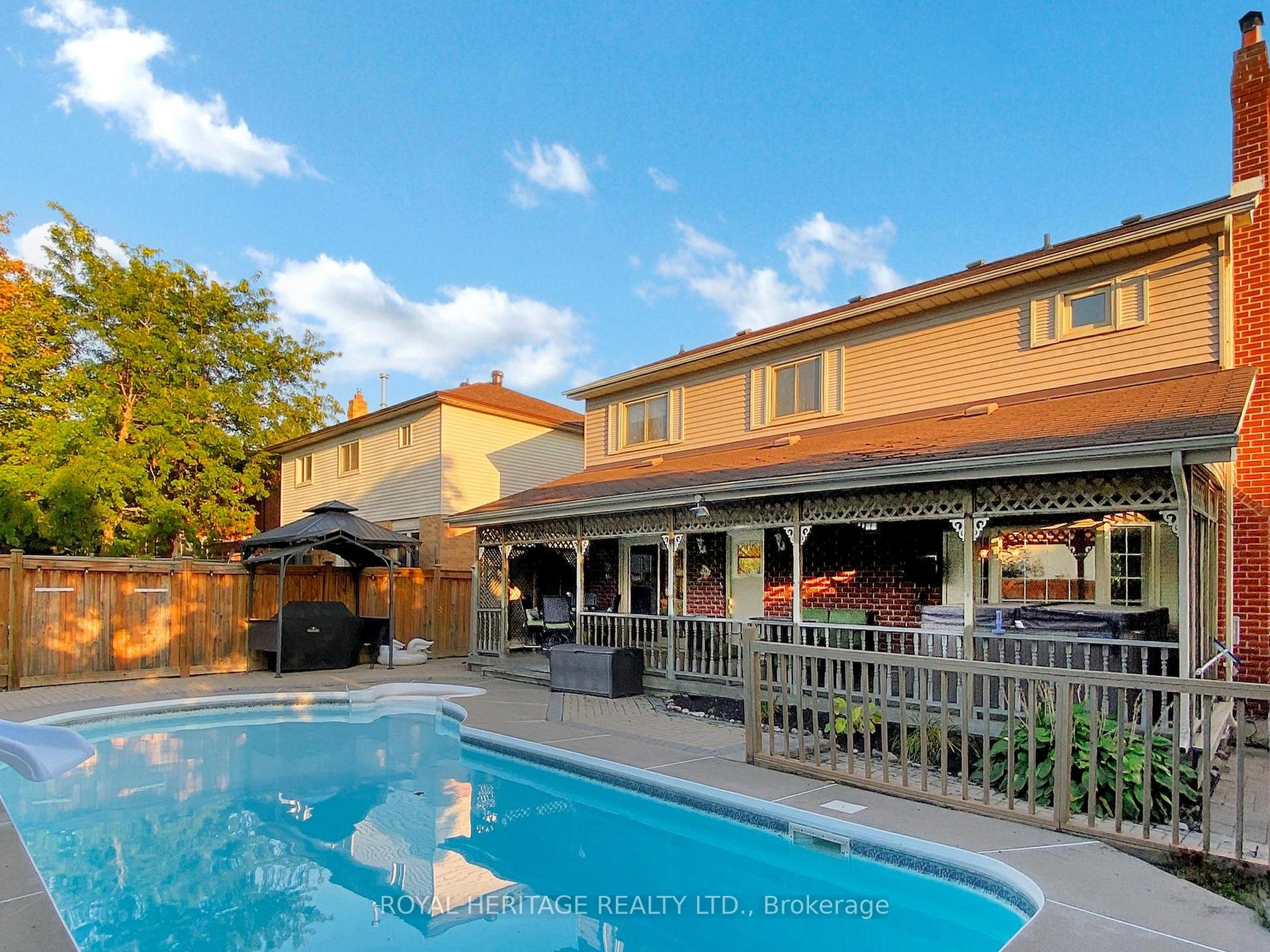 Photo 41 of 138 William Stephenson Drive, Whitby, Blue Grass Meadows — HOMEH