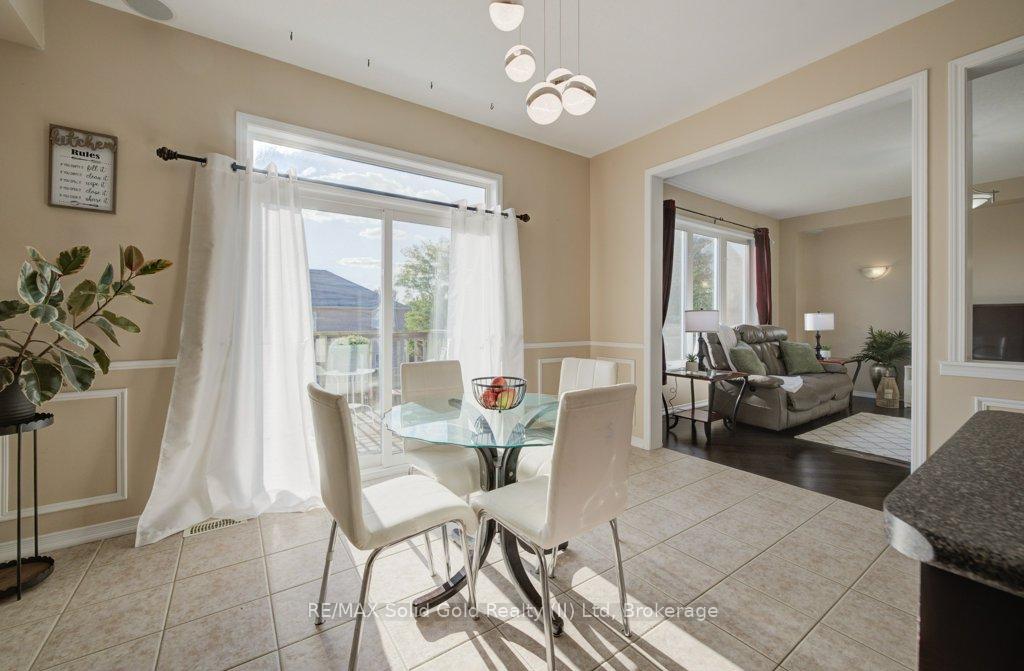 Photo 14 of 74 Norwich Road, Woolwich, Breslau — HOMEH