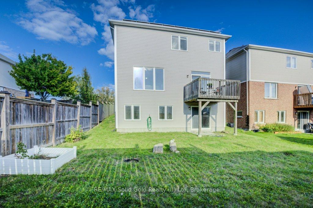 Photo 32 of 74 Norwich Road, Woolwich, Breslau — HOMEH
