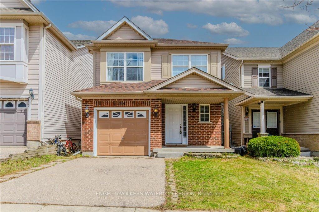 Photo 1 of 764 Zermatt Drive, Waterloo, Clair Hills — HOMEH