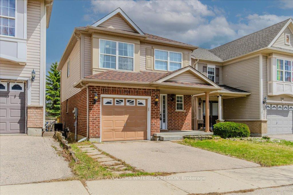 Photo 3 of 764 Zermatt Drive, Waterloo, Clair Hills — HOMEH