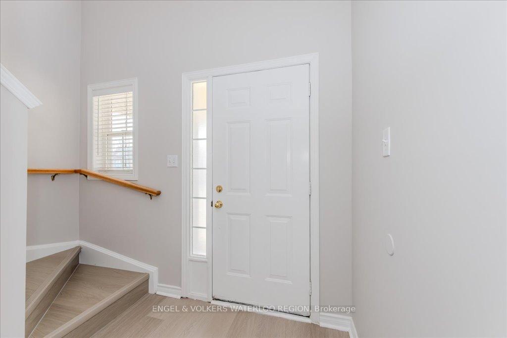 Photo 6 of 764 Zermatt Drive, Waterloo, Clair Hills — HOMEH
