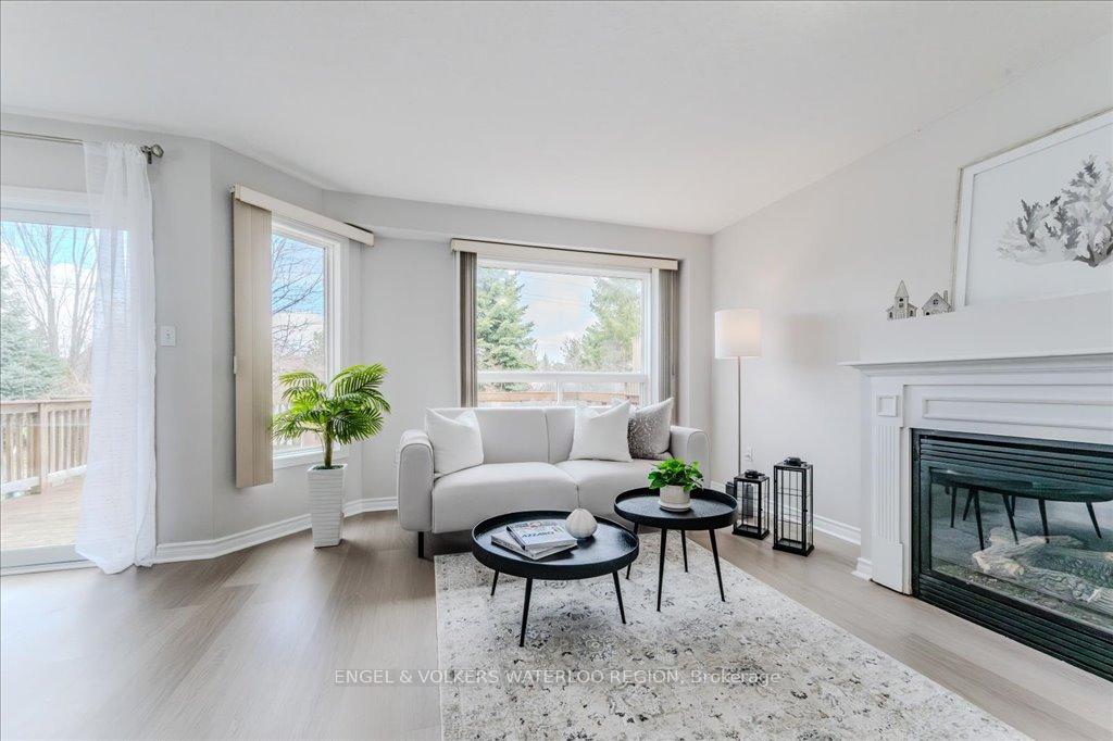 Photo 9 of 764 Zermatt Drive, Waterloo, Clair Hills — HOMEH