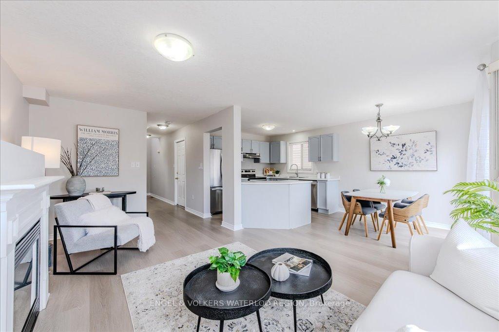 Photo 12 of 764 Zermatt Drive, Waterloo, Clair Hills — HOMEH
