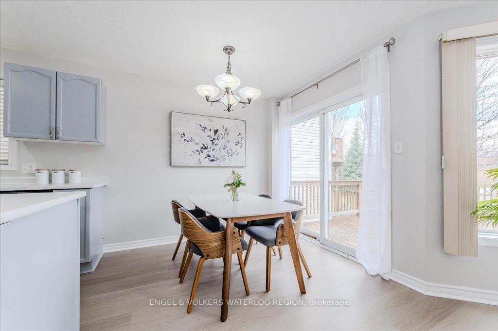 Photo 13 of 764 Zermatt Drive, Waterloo, Clair Hills — HOMEH