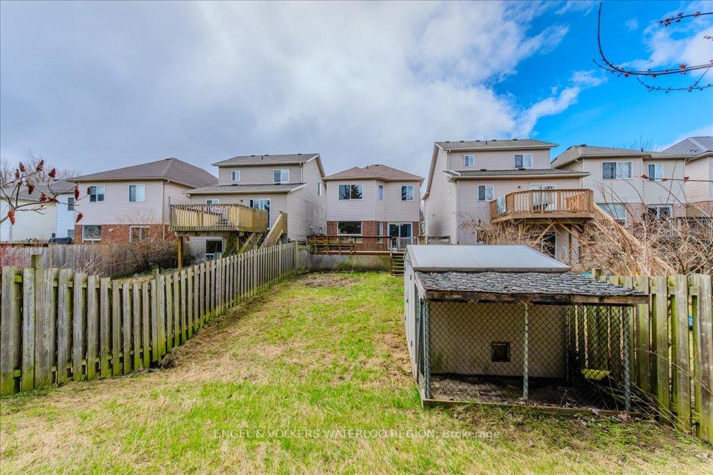 Photo 43 of 764 Zermatt Drive, Waterloo, Clair Hills — HOMEH