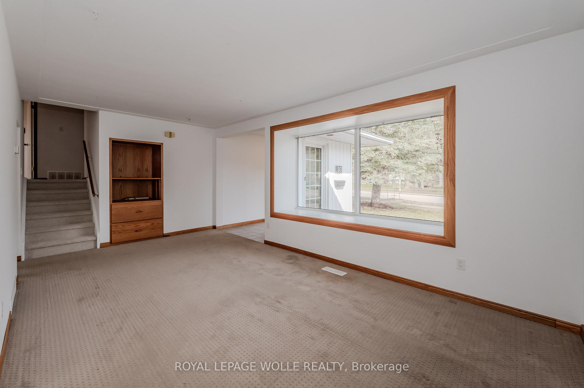Photo 9 of 93 Blythwood Road, Waterloo, Lakeshore Village — HOMEH