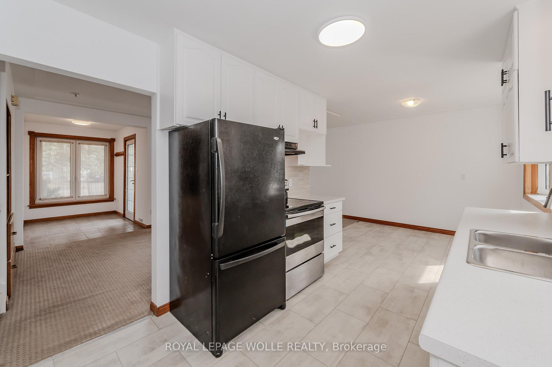 Photo 16 of 93 Blythwood Road, Waterloo, Lakeshore Village — HOMEH