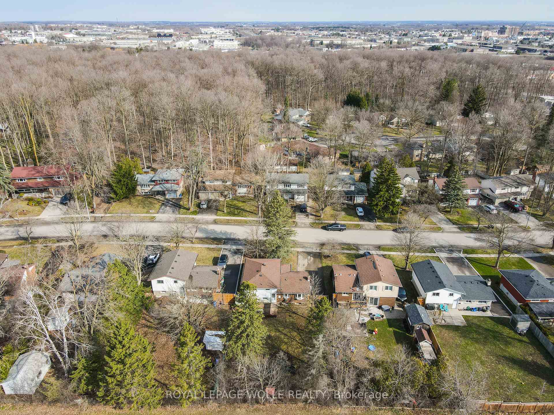 Photo 42 of 93 Blythwood Road, Waterloo, Lakeshore Village — HOMEH