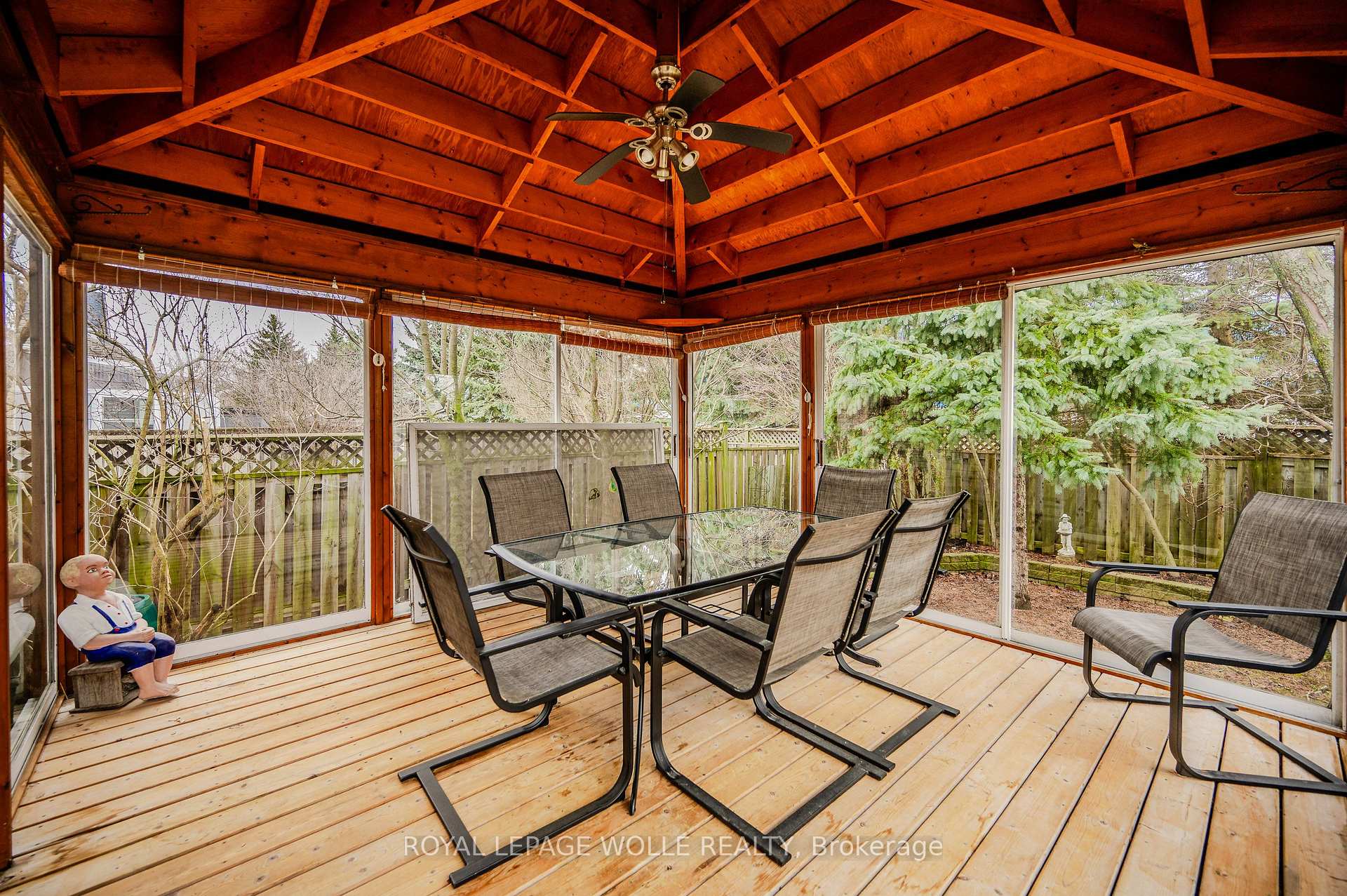 Photo 40 of 628 Spinnaker Crescent, Waterloo — HOMEH