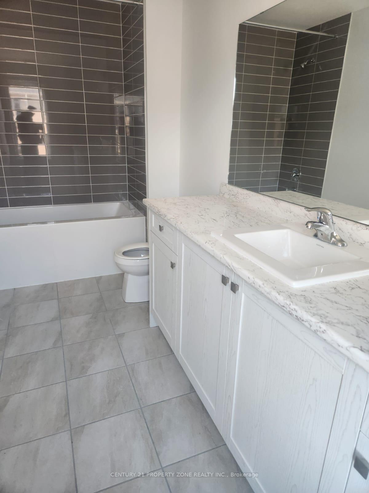 Photo 20 of 18 Nautical Way, Whitby, Port Whitby — HOMEH
