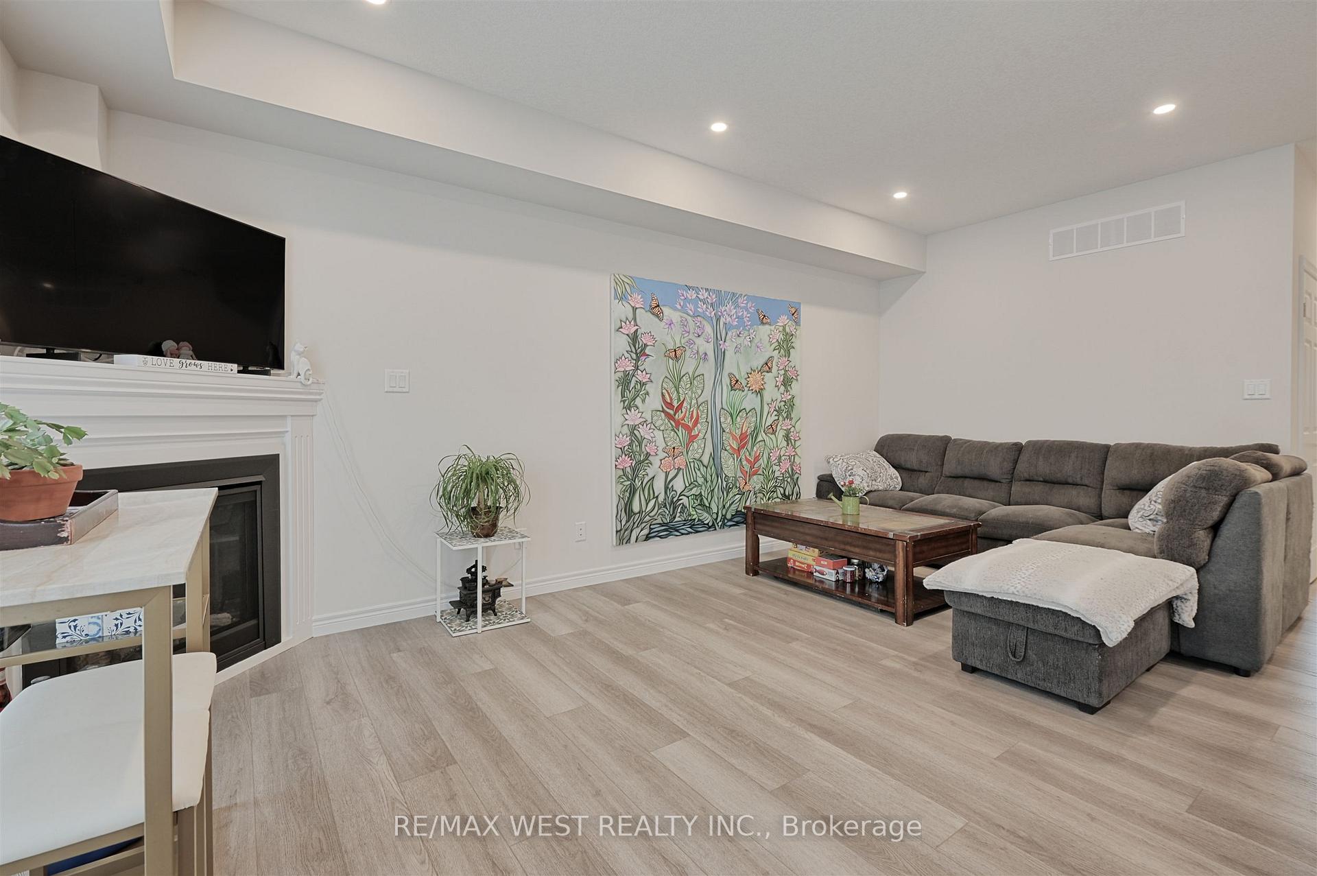 Photo 6 of 80 Mill Race Crescent, Woolwich — HOMEH