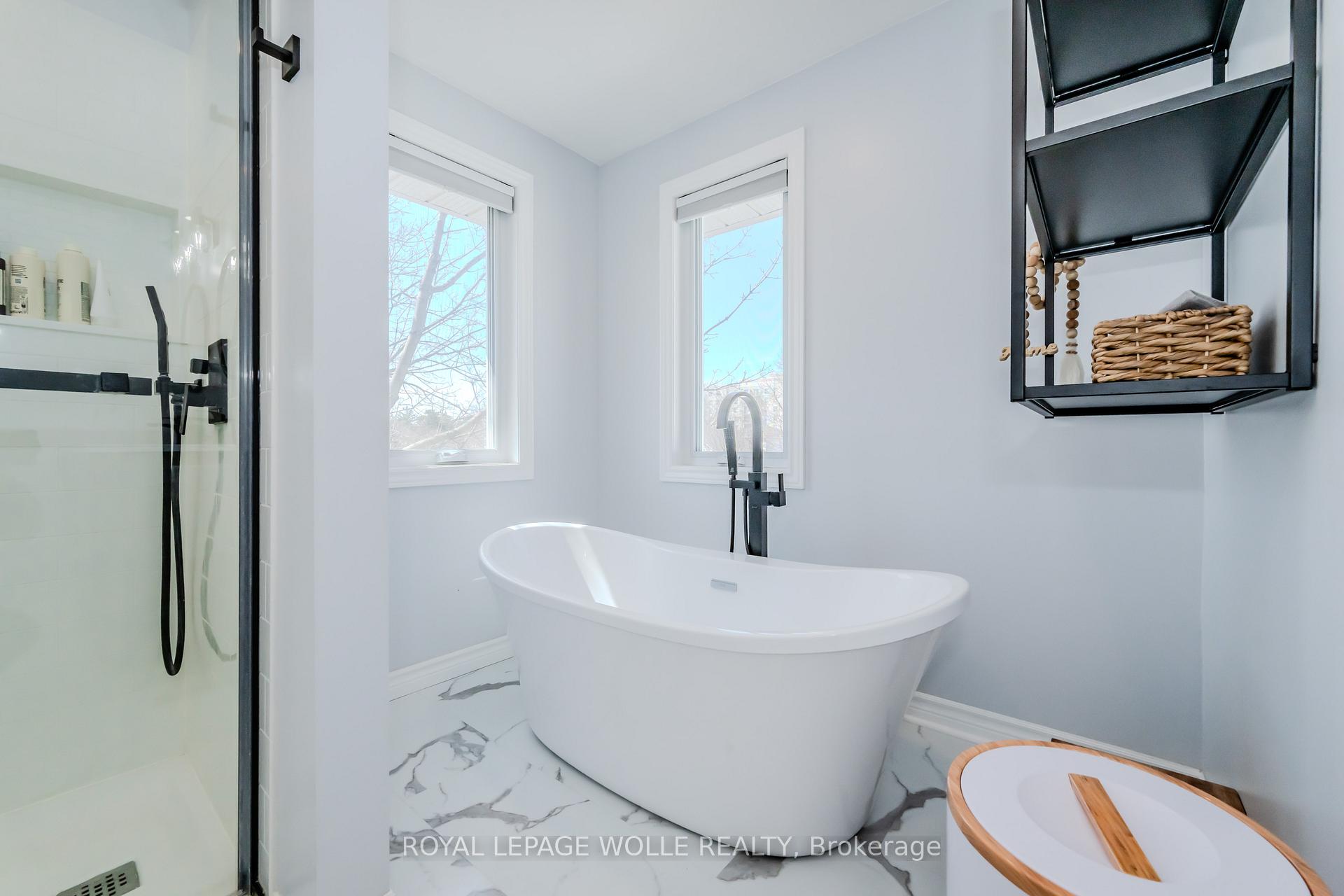 Photo 23 of 226 Auburn Drive, Waterloo — HOMEH