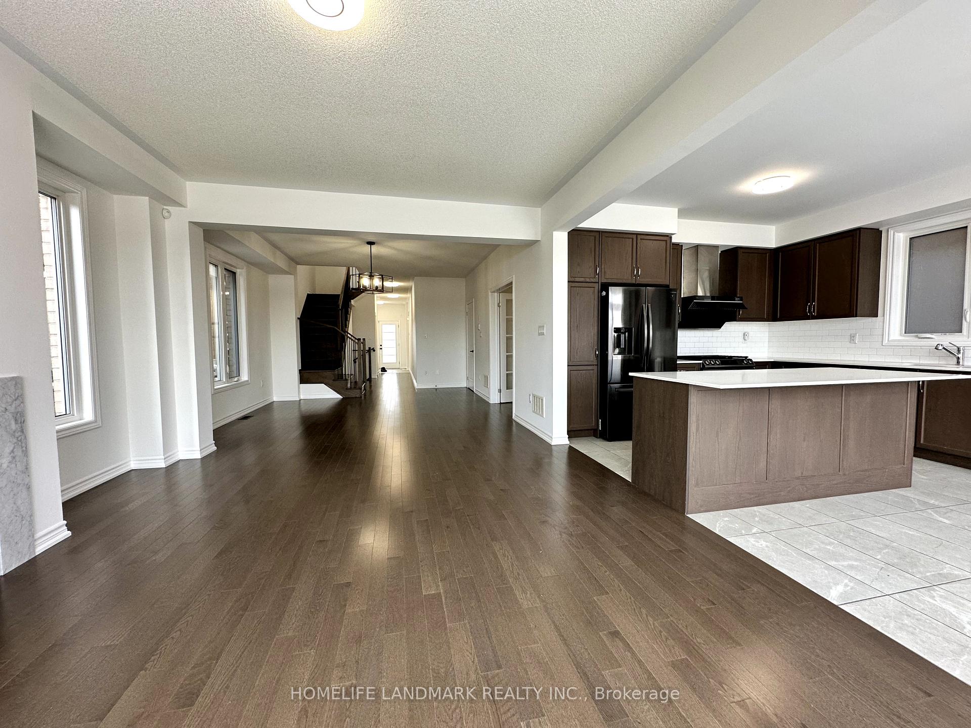 Photo 4 of 37 Maskell Crescent, Whitby, Rural Whitby — HOMEH