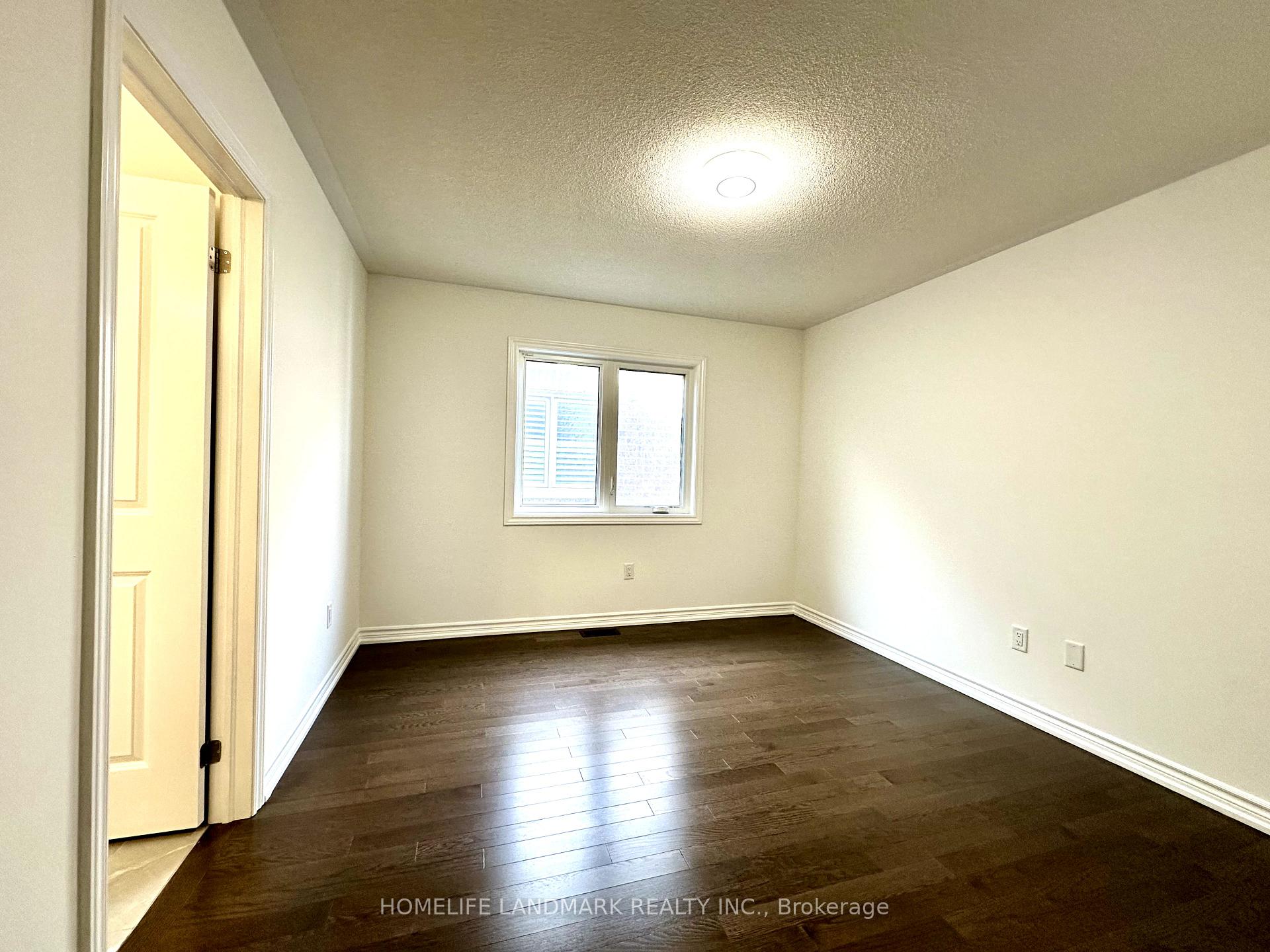 Photo 21 of 37 Maskell Crescent, Whitby, Rural Whitby — HOMEH
