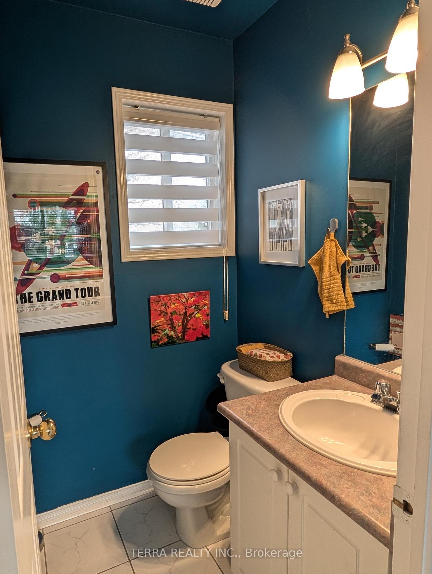 Photo 12 of 25 Wice Road, Barrie, Holly — HOMEH