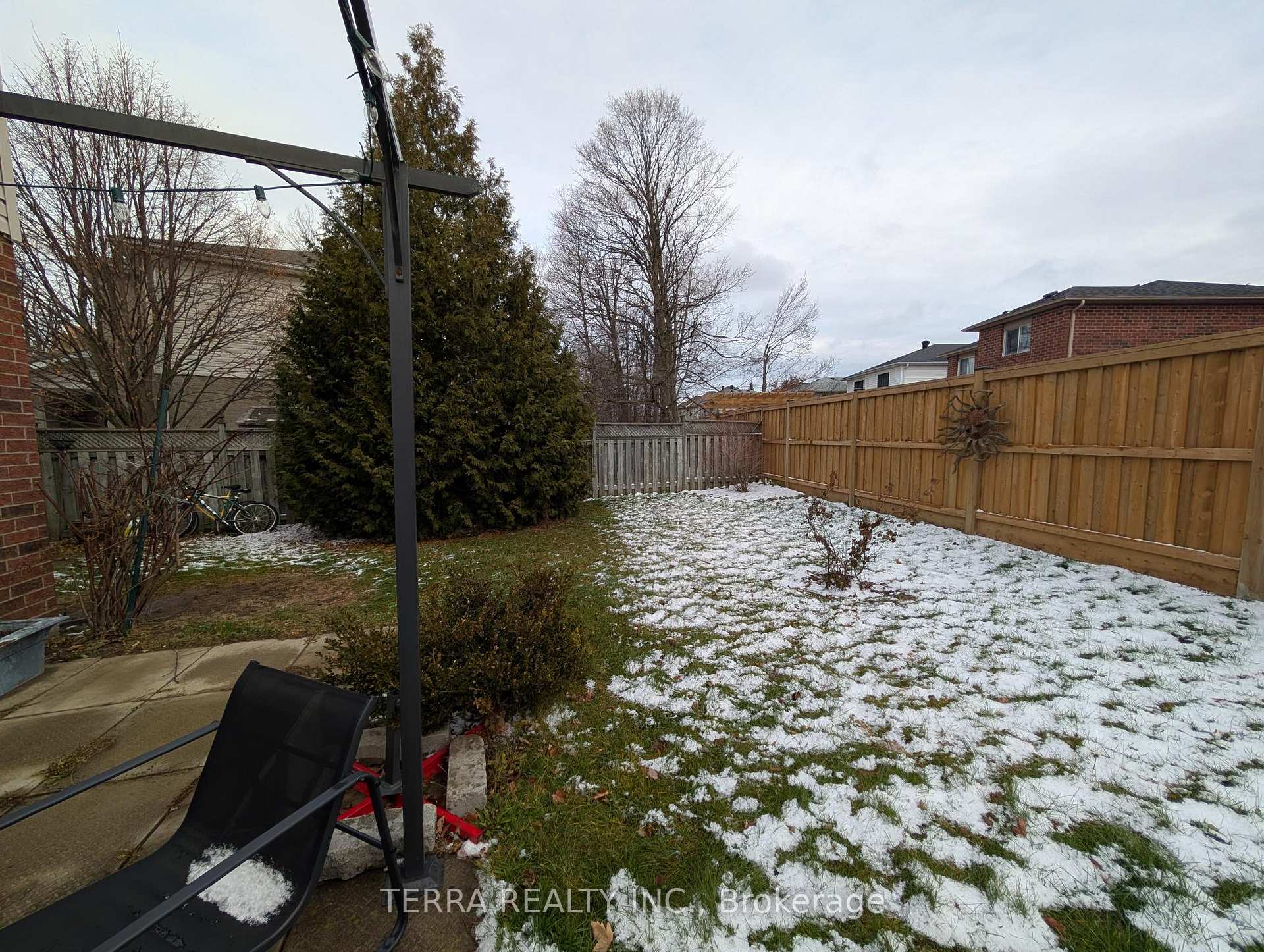 Photo 13 of 25 Wice Road, Barrie, Holly — HOMEH