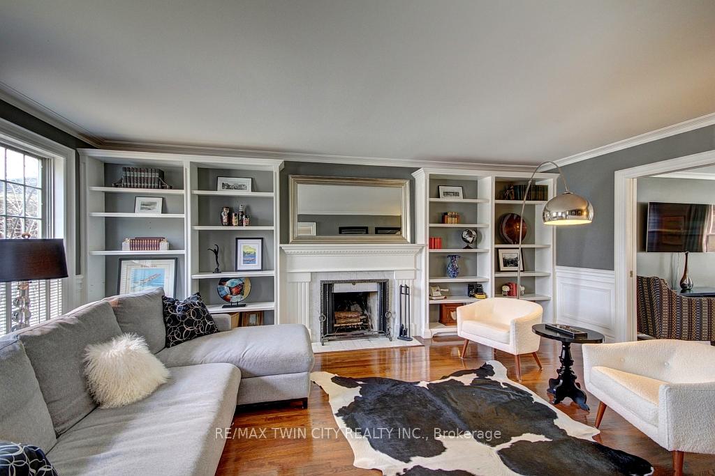 Photo 4 of 483 Alexmuir Place, Waterloo — HOMEH