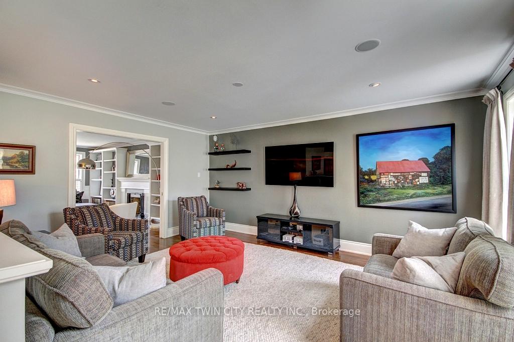 Photo 8 of 483 Alexmuir Place, Waterloo — HOMEH