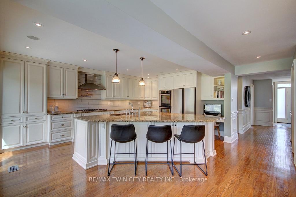 Photo 13 of 483 Alexmuir Place, Waterloo — HOMEH