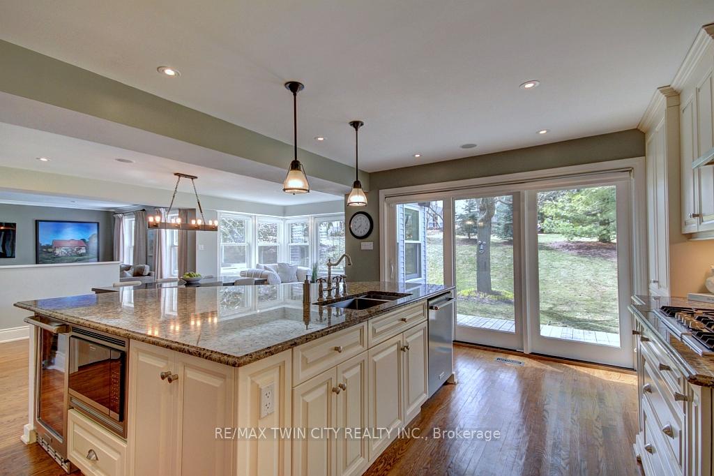 Photo 16 of 483 Alexmuir Place, Waterloo — HOMEH