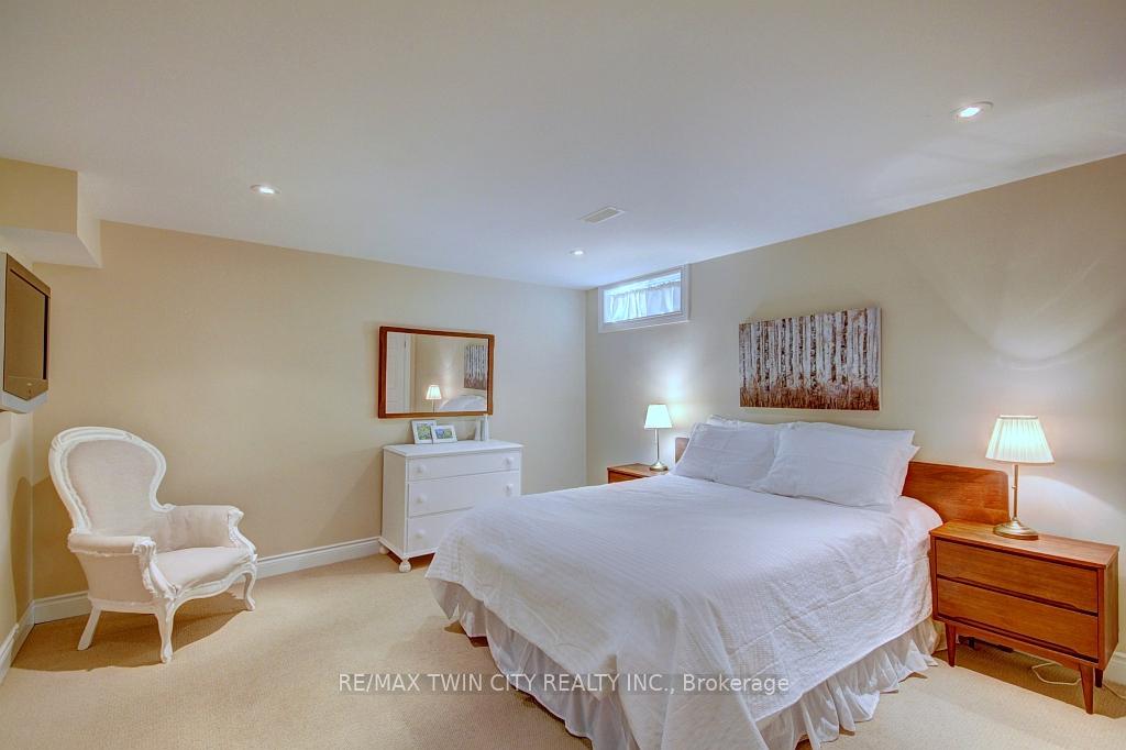 Photo 40 of 483 Alexmuir Place, Waterloo — HOMEH