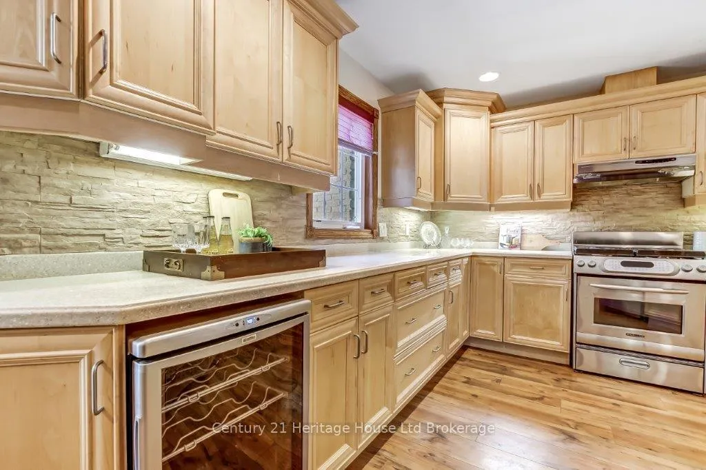 Photo 11 of 143 Boyd Boulevard, Zorra, Thamesford — HOMEH