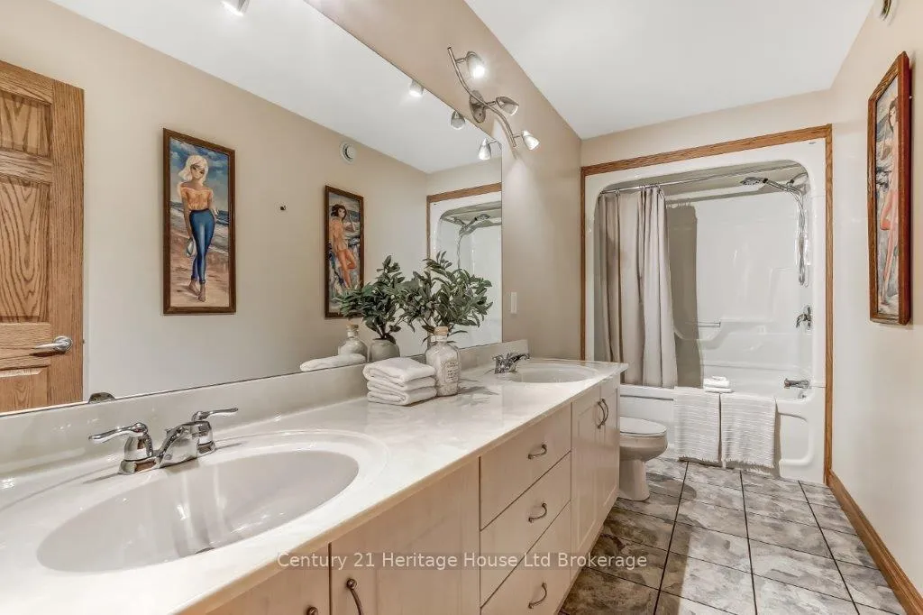 Photo 25 of 143 Boyd Boulevard, Zorra, Thamesford — HOMEH
