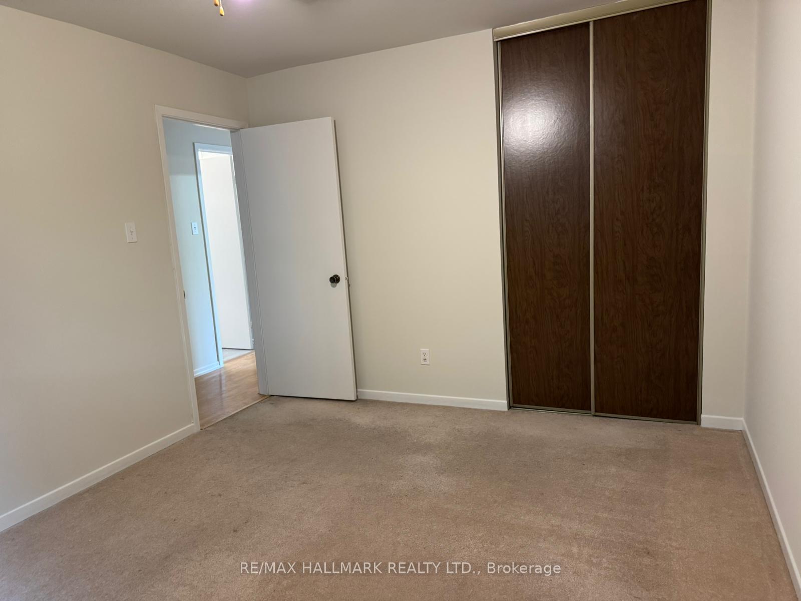 Photo 28 of 52 Nisbet Drive, Aurora, Aurora Highlands — HOMEH